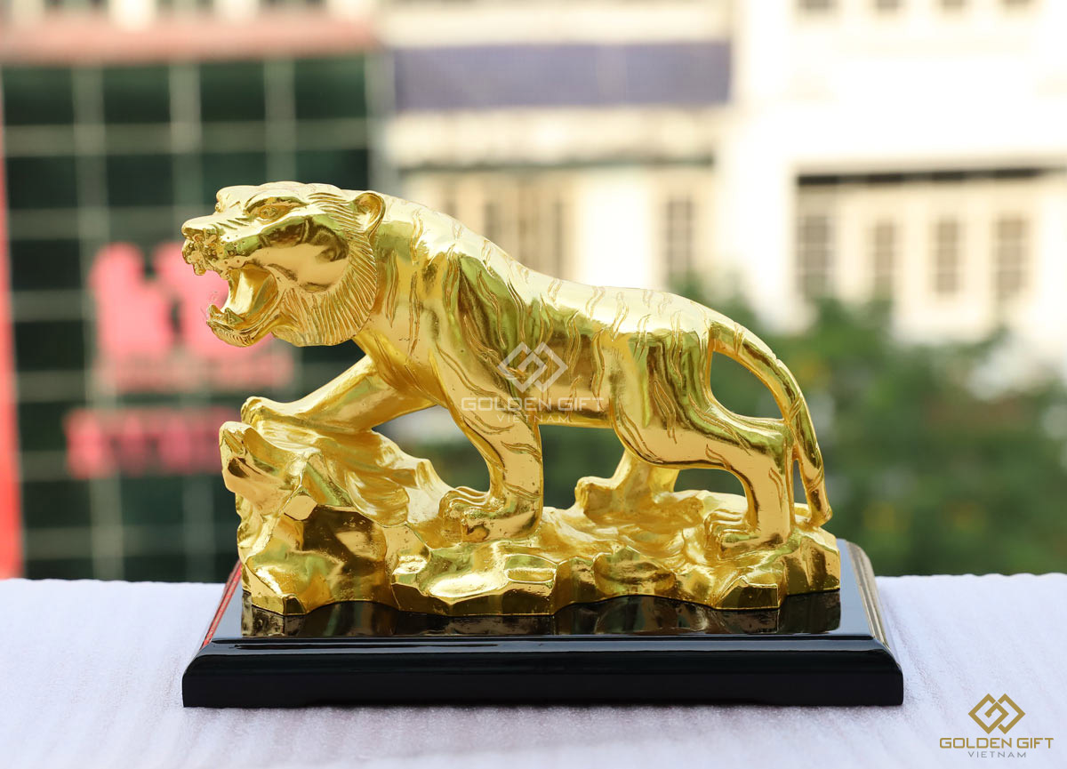 Tượng Hổ mạ vàng: Bộ sưu tập Hổ vàng phong thuỷ năm Nhâm Dần 2022