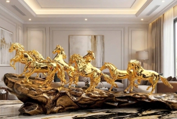 Tượng Ngựa Phong Thuỷ Mạ Vàng 24K – Mã Đáo Thành Công